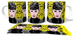 Caneca Porcelana  Audrey Hepburn amarelo