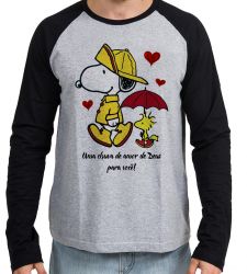 Camiseta Manga Longa  Chuva de Amor de Deus Snoopy
